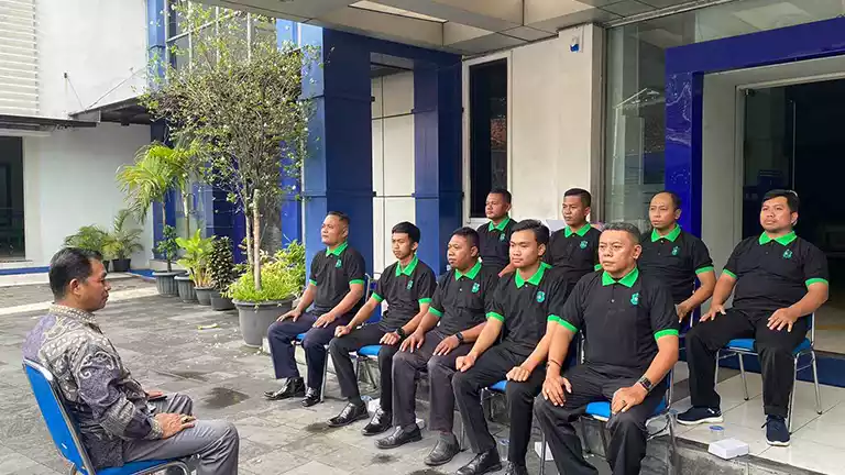 Outsourcing Penyedia Private Bodyguard Magetan PT. SKM  Terbaik