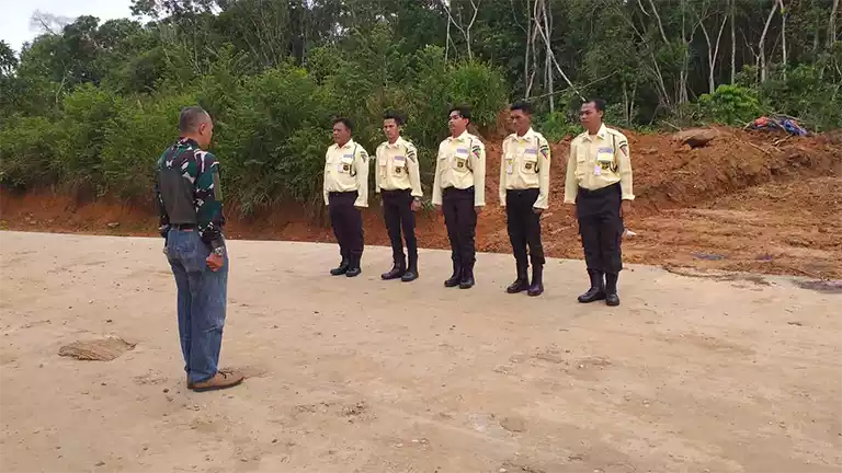 Outsourcing Security Trenggalek PT. SKM  Handal